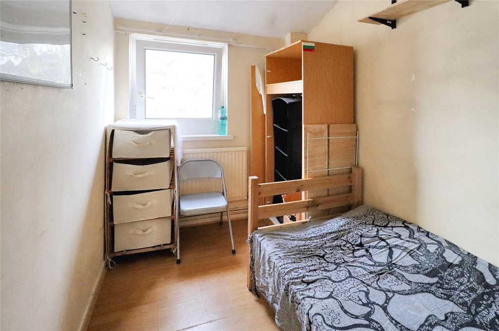 Images for Andover Estate, London EAID:98468366 BID:rps_drv-DAN